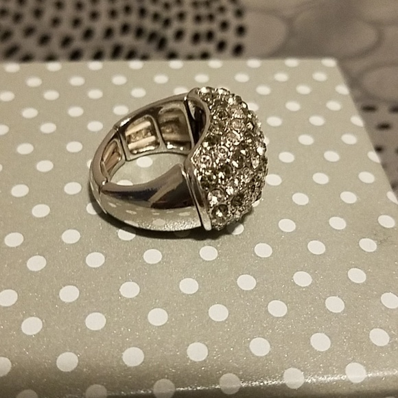 Ring - Picture 2 of 3